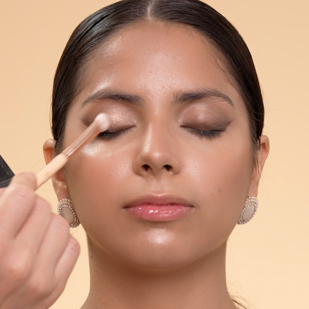 Eyeshadow Step 1